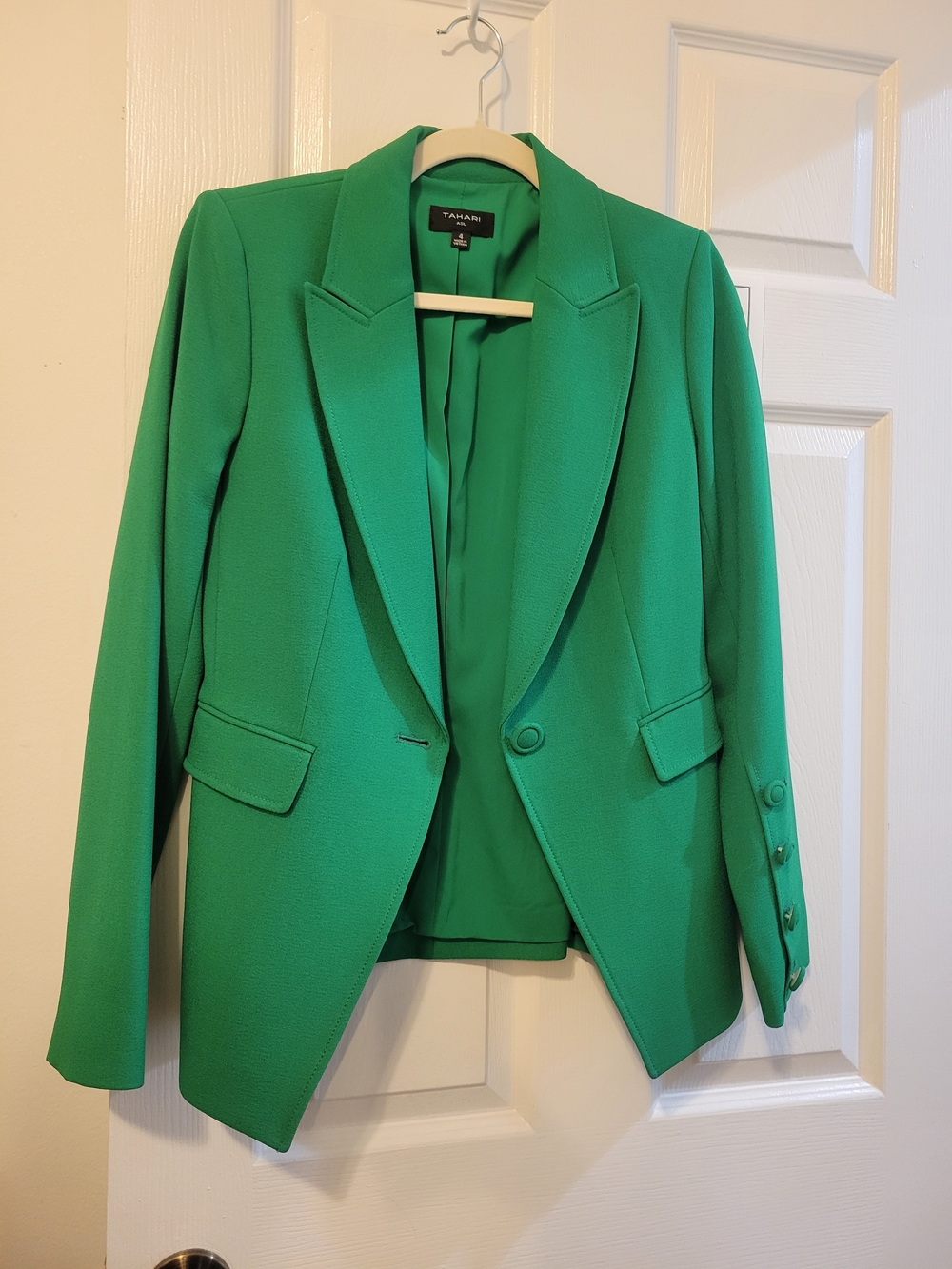 Tahari Green Women's Tailored Blazer